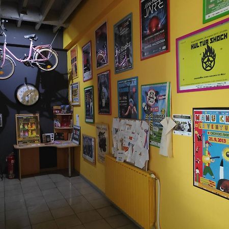 Hostel Log Inn Skopje Exteriér fotografie