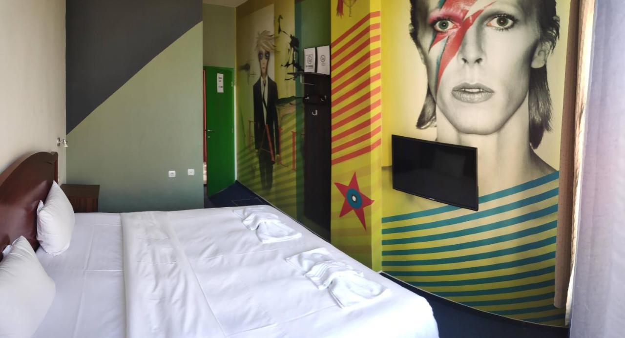 Hostel Log Inn Skopje Exteriér fotografie