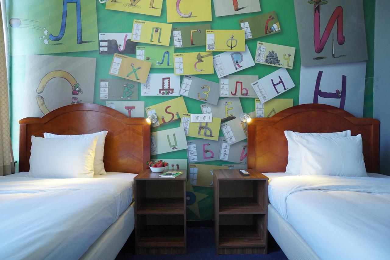 Hostel Log Inn Skopje Exteriér fotografie
